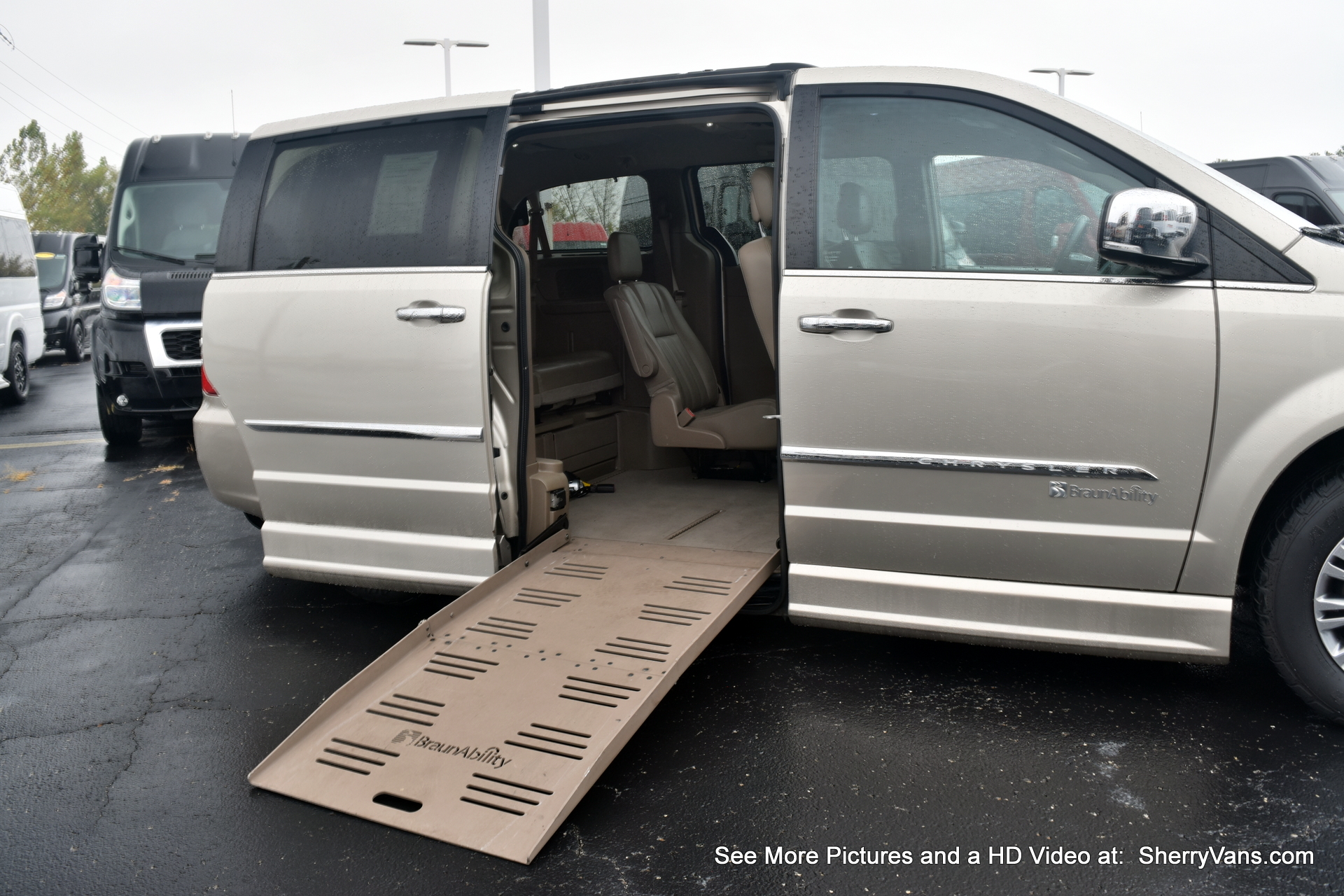 2014 Chrysler Town And Country Braunability Mobility Cp16388t