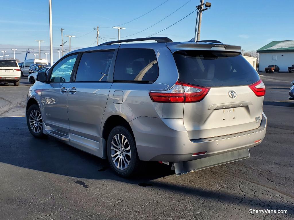 2018 Toyota Sienna – Braunability Mobility 